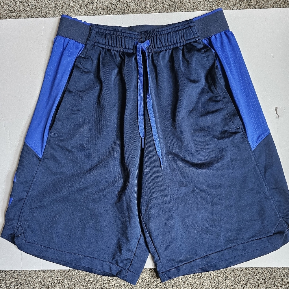 Under armour shorts mens Blue pockets lightweight